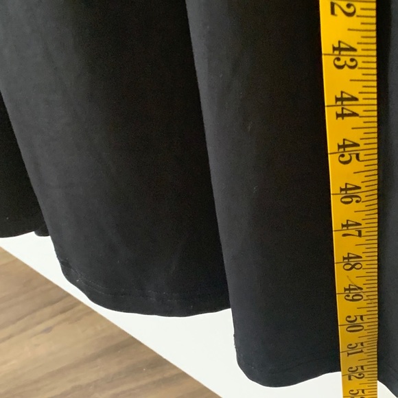 Black Long Dress with sequins appliqué open back - Picture 5 of 8